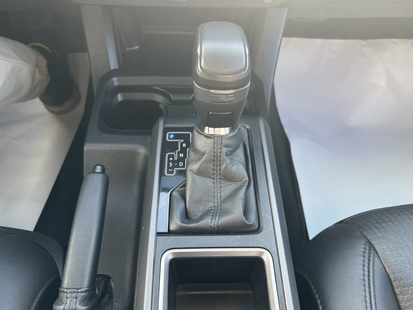 Used 2021 Toyota Tacoma TRD Off-Road w/ TRD Premium Off Road Package AWD/4WD image 30