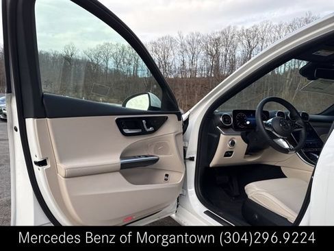 Used 2024 Mercedes-Benz C 300 4MATIC Sedan image 18