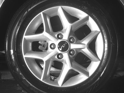 Used 2025 Kia Soul LX w/ LX Technology Package FWD image 14