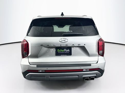 Used 2025 Hyundai Palisade SEL FWD image 7