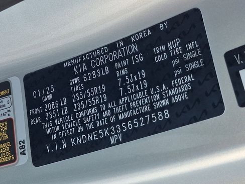 New 2025 Kia Carnival SX Prestige FWD image 23