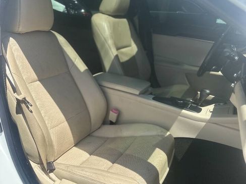 Used 2013 Lexus ES 350 w/ Luxury Pkg FWD image 35