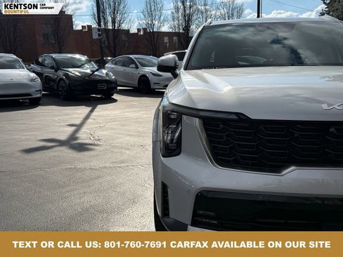 Used 2025 Kia Sorento EX image 14