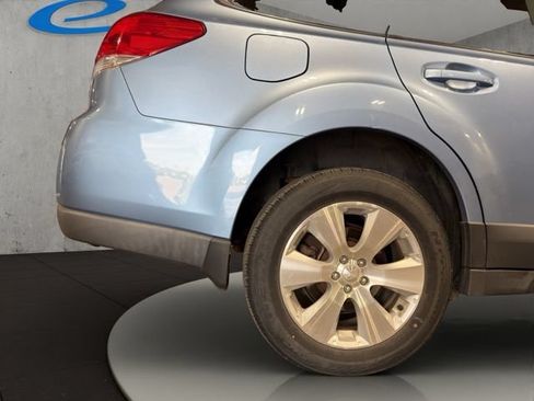 Used 2010 Subaru Outback 3.6R Premium AWD/4WD image 34