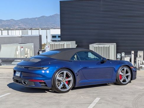 Used 2024 Porsche 911 Carrera 4S image 11