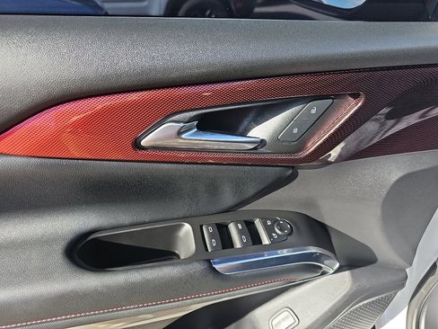 Used 2025 Chevrolet Traverse Z71 w/ Driver Confidence Package image 9