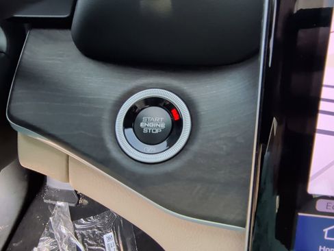 New 2025 Jeep Grand Cherokee L Limited image 25