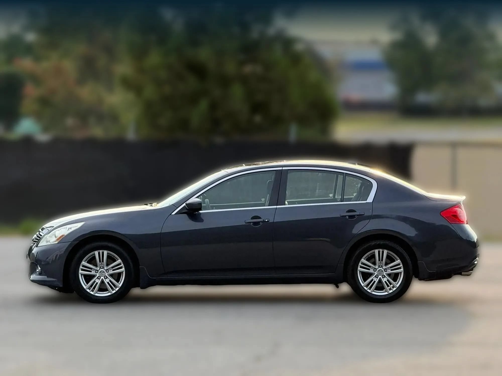Used 2011 INFINITI G25 x w/ Moonroof Pkg AWD/4WD image 8