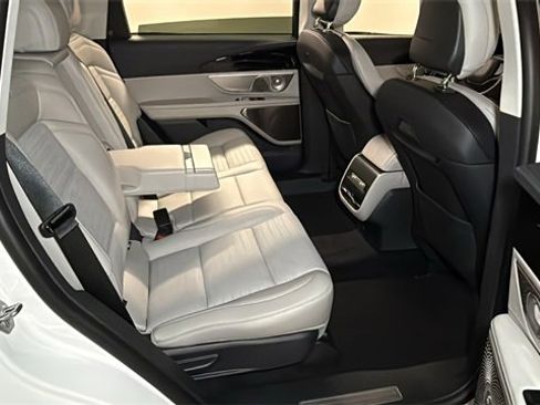 New 2026 Lincoln Nautilus Reserve image 11