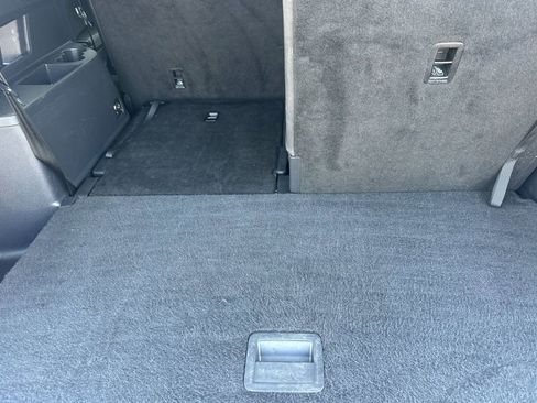 Used 2024 Volkswagen Atlas SE image 18