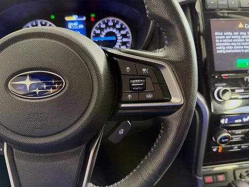 Used 2022 Subaru Ascent Limited AWD/4WD image 46