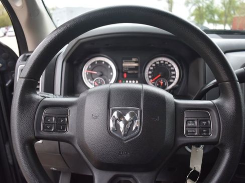 Used 2014 RAM 1500 Express AWD/4WD image 24