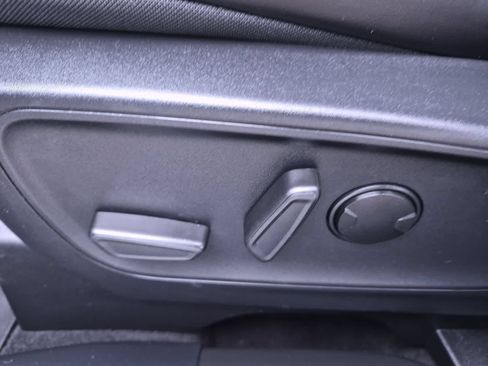 Used 2024 Ford Escape ST-Line w/ Tech Pack #1 AWD/4WD image 17