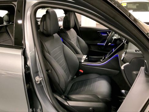 Used 2025 Mercedes-Benz C 300 Sedan image 8