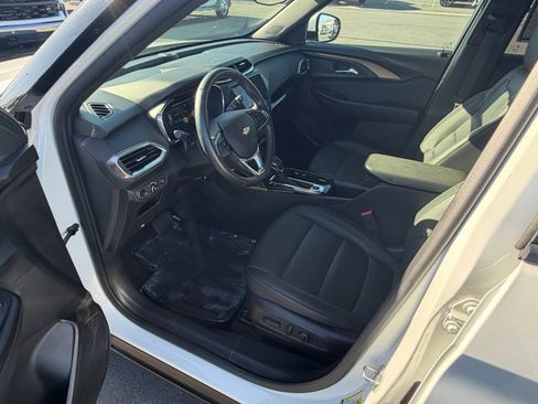 Used 2023 Chevrolet TrailBlazer ACTIV FWD image 12