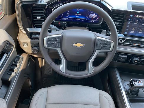New 2025 Chevrolet Silverado 1500 LTZ w/ Technology Package AWD/4WD image 8