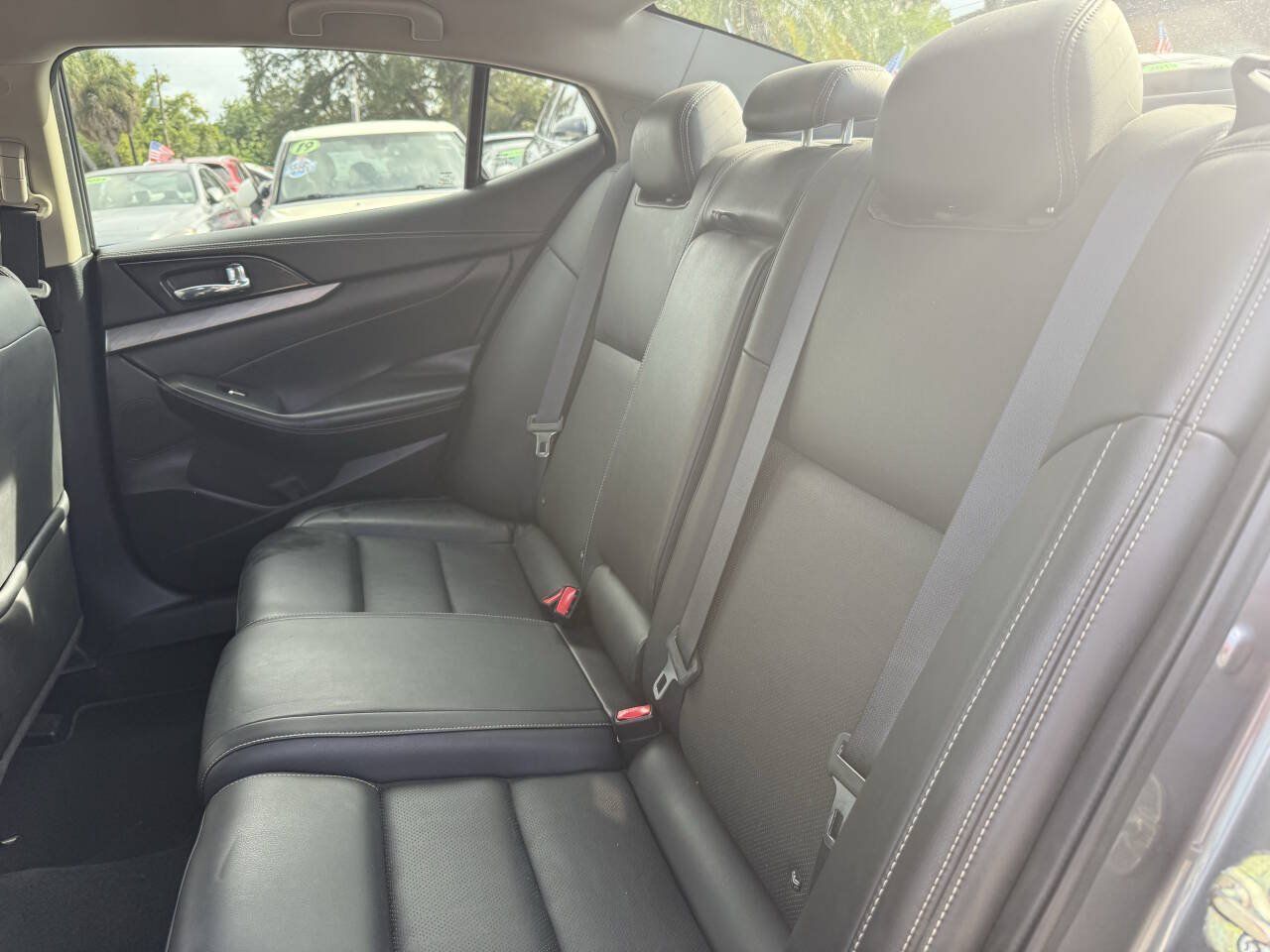 Used 2017 Nissan Maxima 3.5 SV FWD image 19