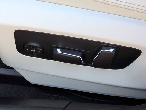 New 2026 BMW 530i xDrive AWD/4WD image 18