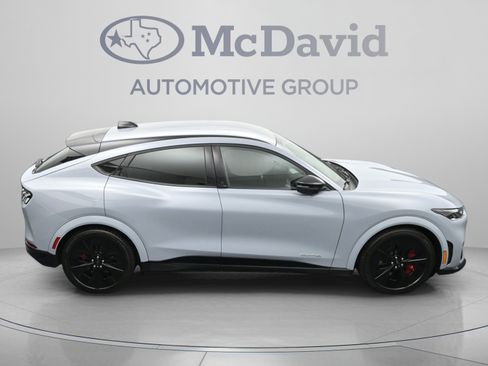 Used 2025 Ford Mustang Mach-E GT AWD/4WD image 40