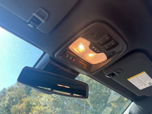 New 2026 GMC Canyon Denali image 19