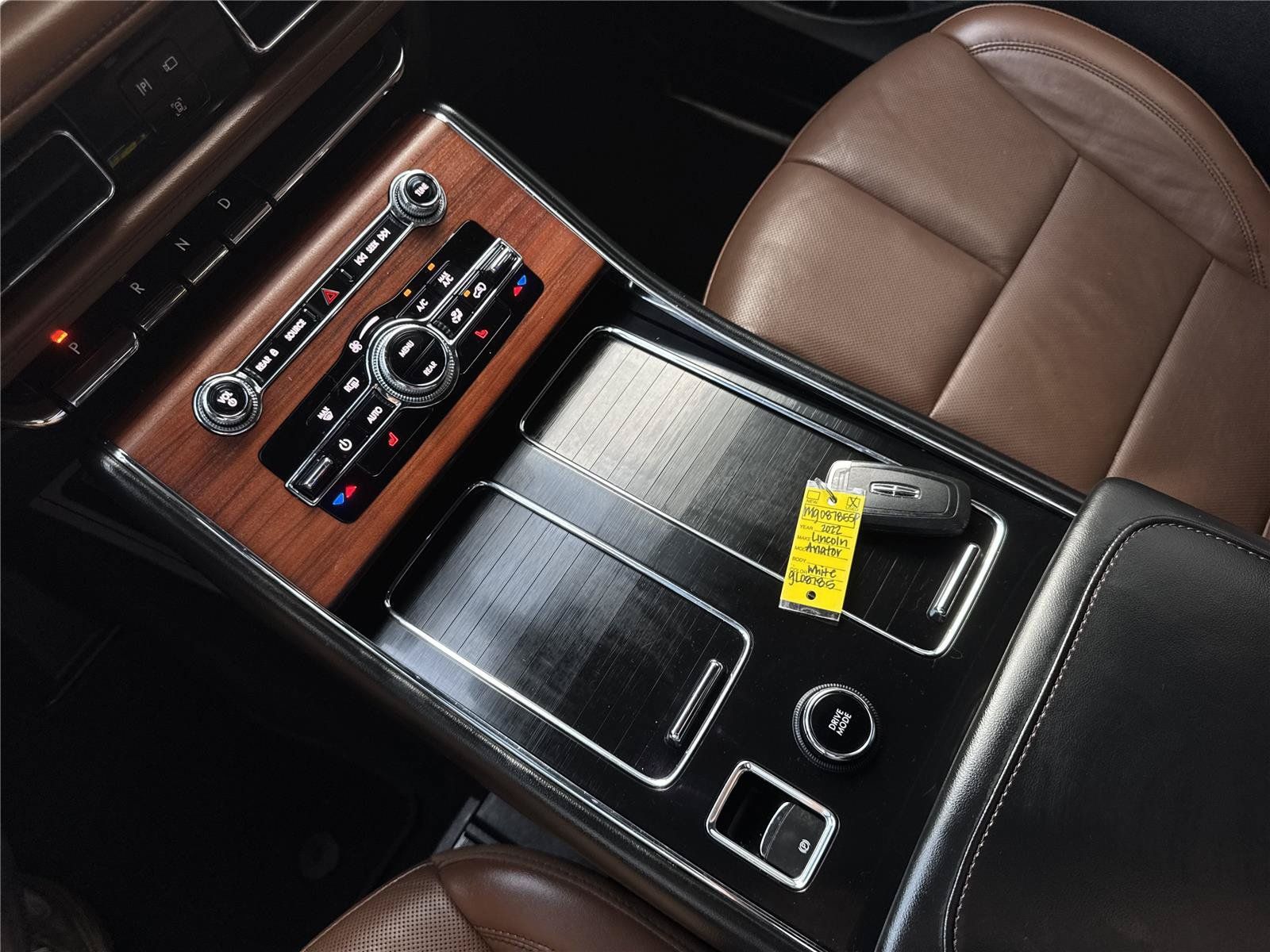 Used 2022 Lincoln Aviator Reserve RWD image 30