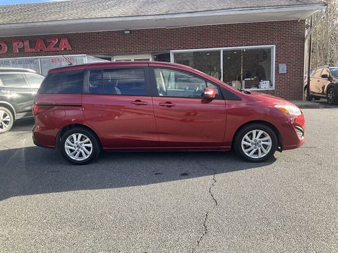 Used 2015 MAZDA MAZDA5 Sport image 4