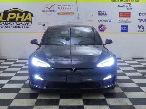 Used 2021 Tesla Model S Plaid image 2