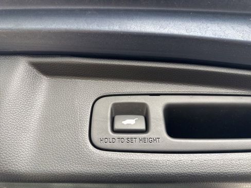 Used 2023 Honda CR-V EX-L image 8