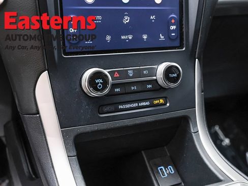 Used 2023 Ford Edge SEL AWD/4WD image 20