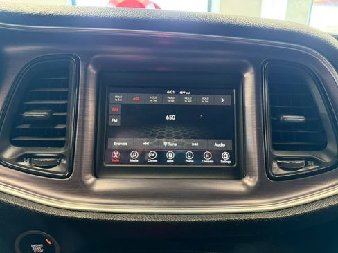 Used 2018 Dodge Challenger SXT w/ Super Sport Group (SS/T) image 41