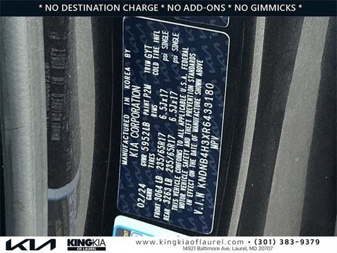 Used 2024 Kia Carnival LX image 31