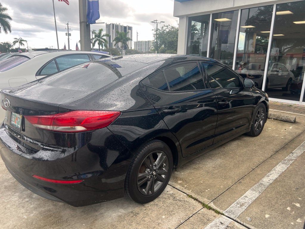 Used 2017 Hyundai Elantra Value Edition FWD image 5