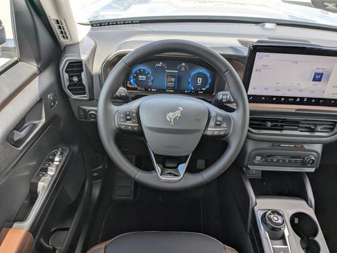 New 2025 Ford Bronco Sport Outer Banks image 16