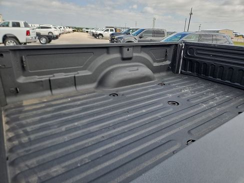 Certified 2024 RAM 3500 Big Horn AWD/4WD image 17