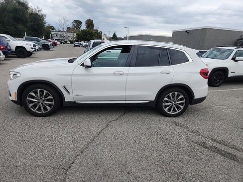 Used 2018 BMW X3 xDrive30i image 2