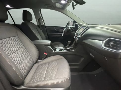 Used 2019 Chevrolet Equinox LT AWD/4WD image 23