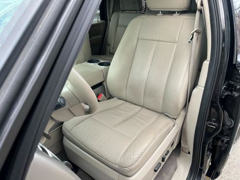 Used 2014 Ford Expedition Limited w/ Equipment Group 301A AWD/4WD image 15