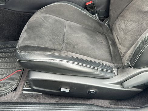 Used 2016 Dodge Challenger R/T Scat Pack w/ Leather Interior Group image 15