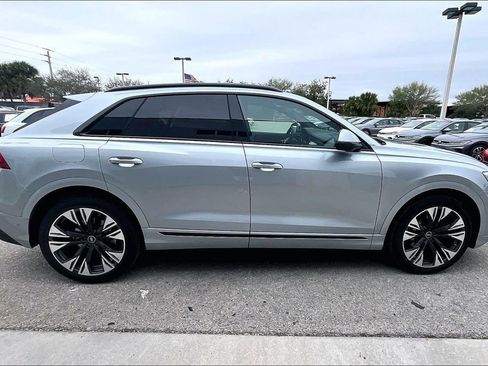 Used 2025 Audi Q8 Premium Plus w/ Premium Plus Package AWD/4WD image 4