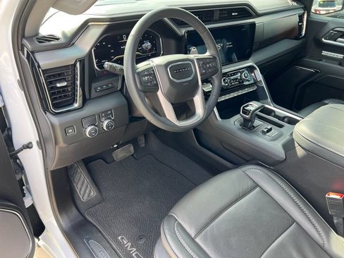Used 2024 GMC Sierra 1500 Denali w/ Denali Reserve Package RWD image 18