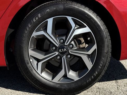 Used 2020 Kia Forte LXS image 37