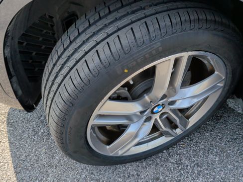 Used 2019 BMW X1 xDrive28i w/ M Sport Package AWD/4WD image 13