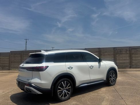 Used 2023 INFINITI QX60 Sensory w/ Vision Package AWD/4WD image 21