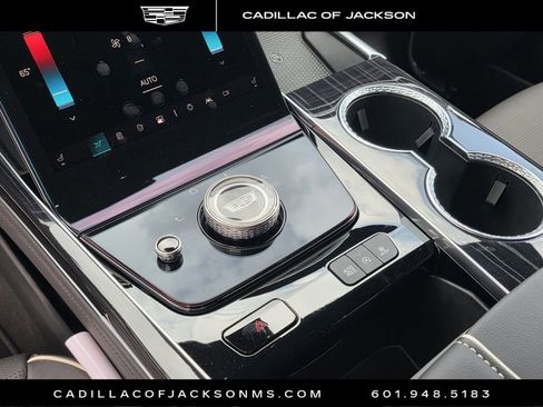 Certified 2026 Cadillac Escalade Sport w/ LPO, ONYX Package AWD/4WD image 16