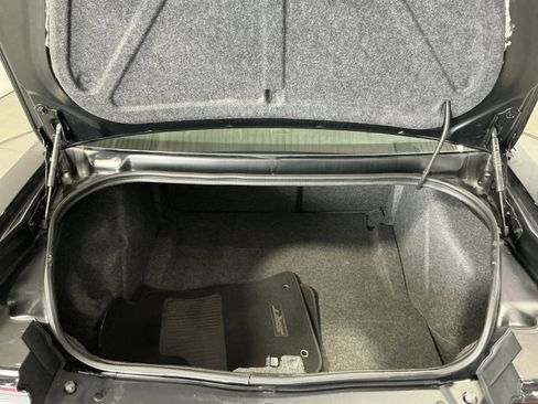 Used 2019 Dodge Challenger SRT Hellcat image 32