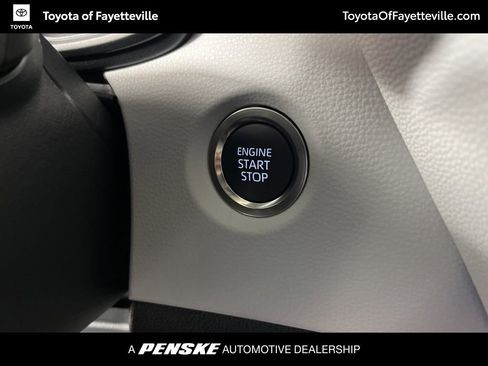 Certified 2026 Toyota Corolla SE FWD image 33