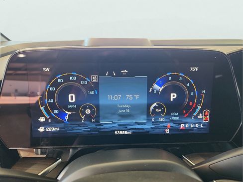 Used 2025 Chevrolet Tahoe LT RWD image 19