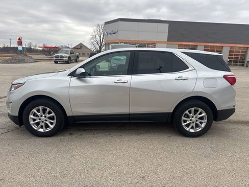 Used 2020 Chevrolet Equinox LT image 8