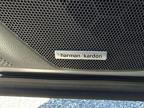 Used 2025 Subaru Forester Limited image 23