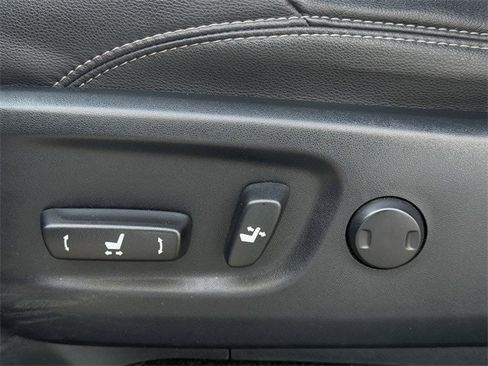 Used 2023 Toyota 4Runner SR5 Premium w/ Moonroof Package image 29